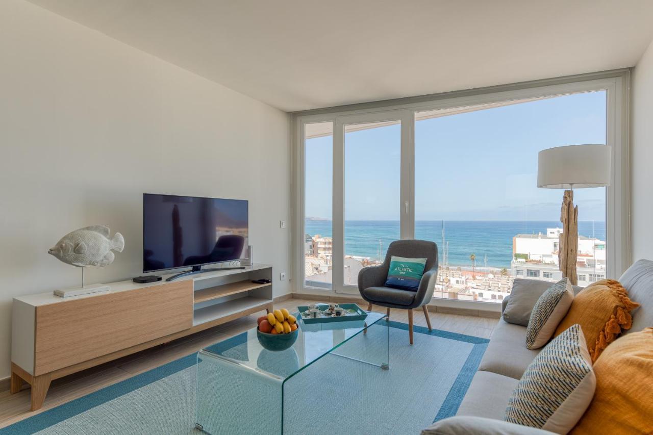 Elegant Living With Great Views Of Canteras Appartamento